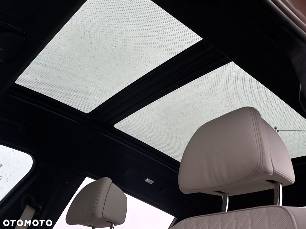 BMW X7 xDrive40d mHEV - 19
