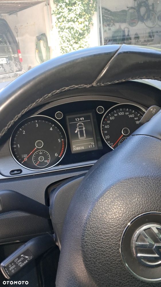 Volkswagen Passat 2.0 TDI Comfortline DSG - 12