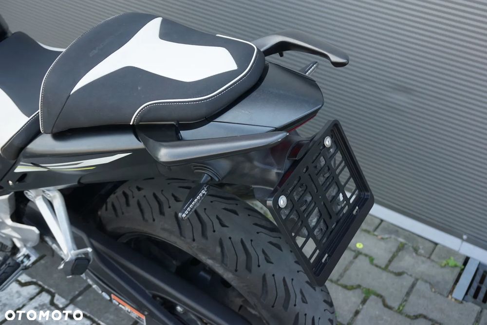 Honda CB - 15