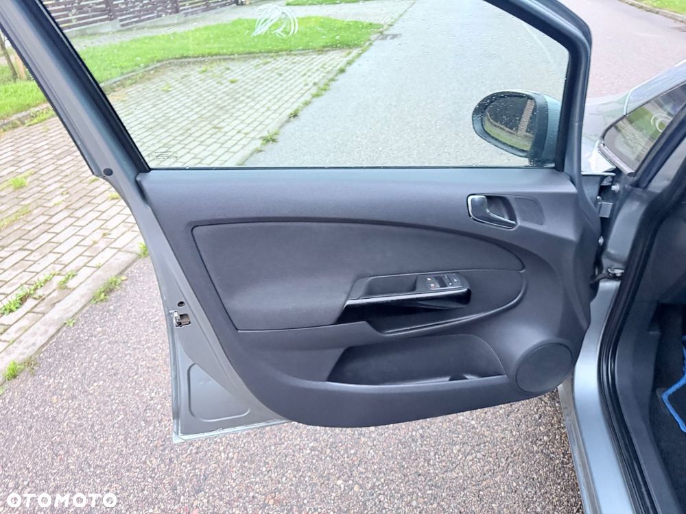 Opel Corsa - 18