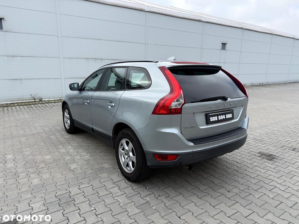 Volvo XC 60 - 4