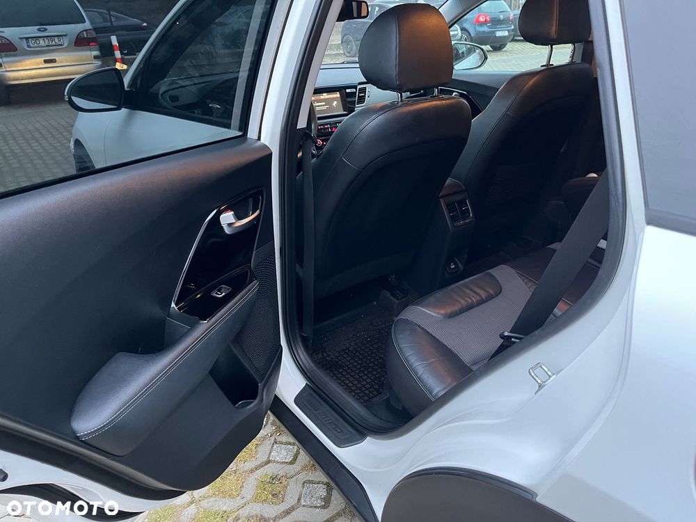 Kia Niro 1.6 GDI Hybrid XL - 25