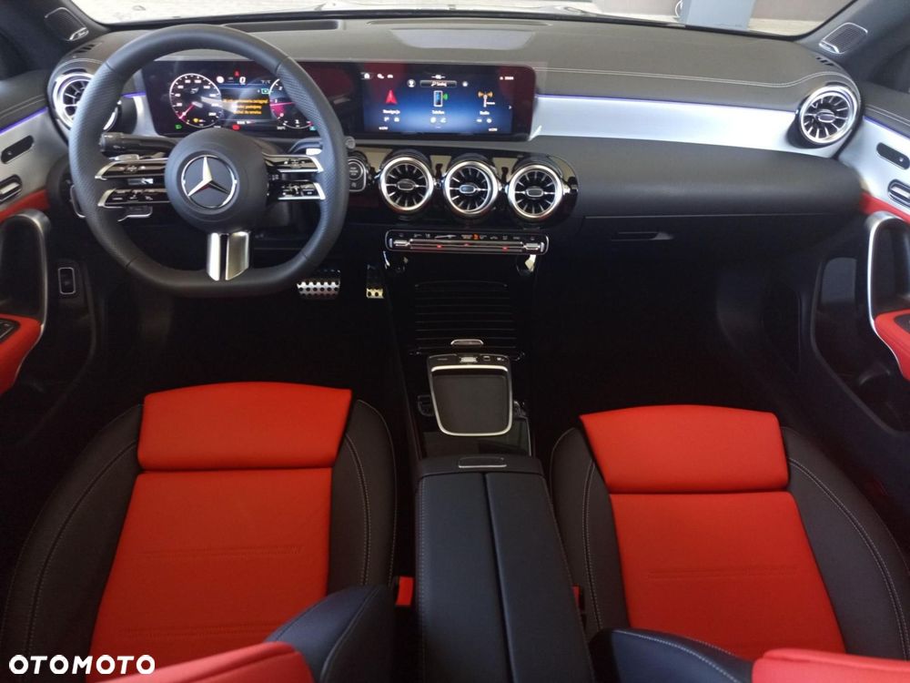 Mercedes-Benz CLA - 15