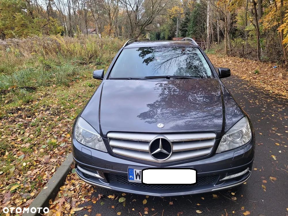 Mercedes-Benz Klasa C 220 CDI DPF Automatik BlueEFFICIENCY Avantgarde - 2