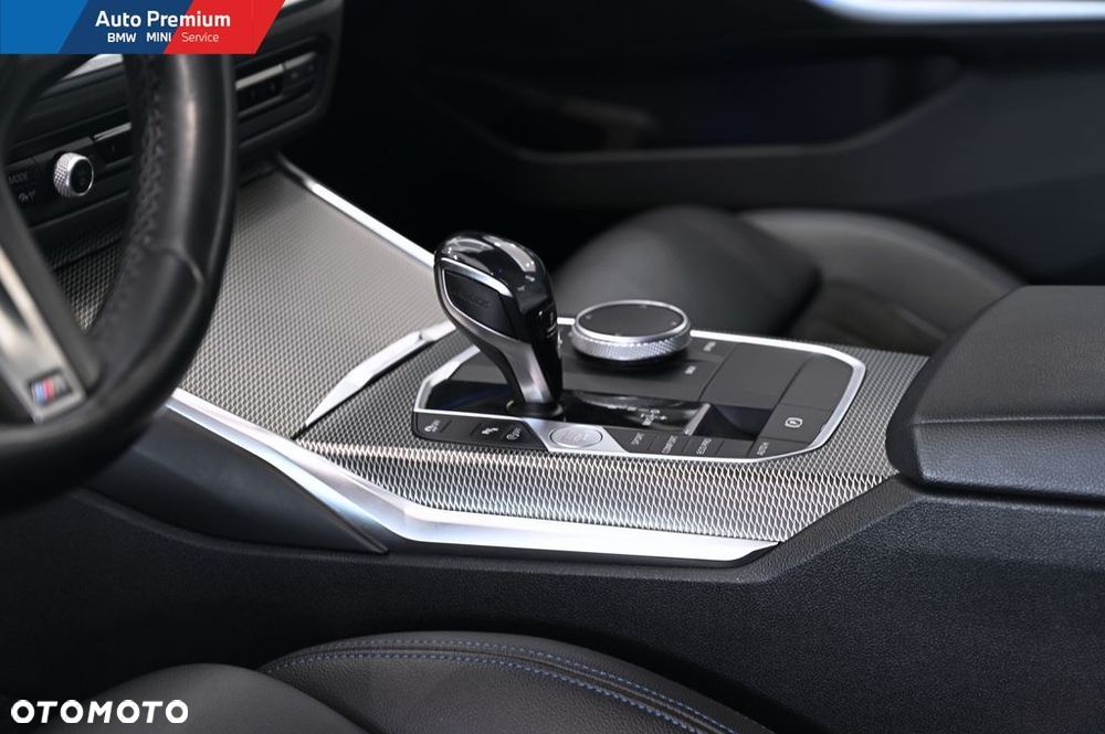 BMW Seria 3 318i M Sport - 8