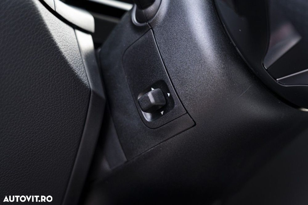 Mercedes-Benz GLC - 29