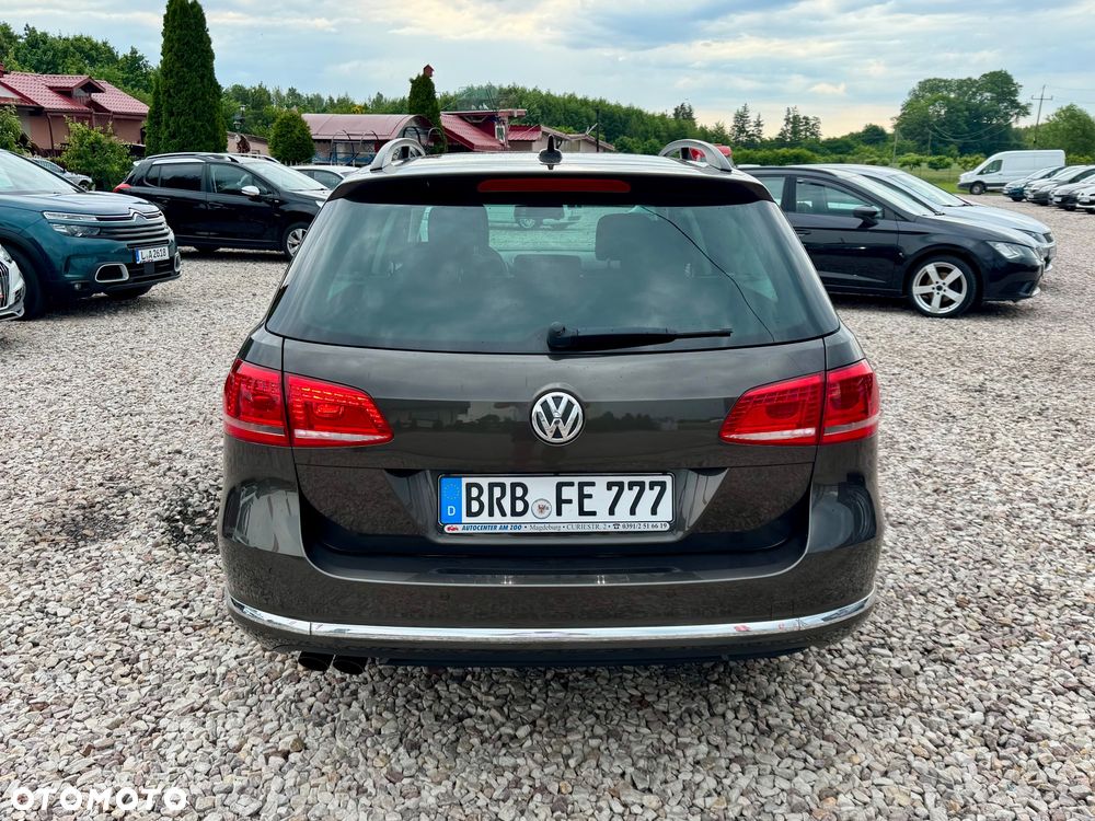 Volkswagen Passat - 34