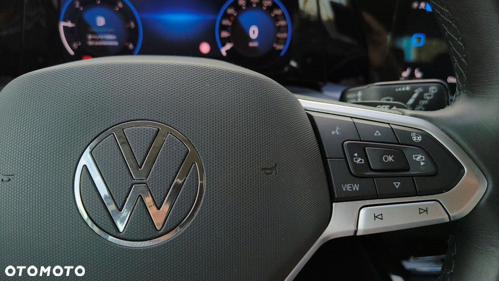 Volkswagen Golf - 18