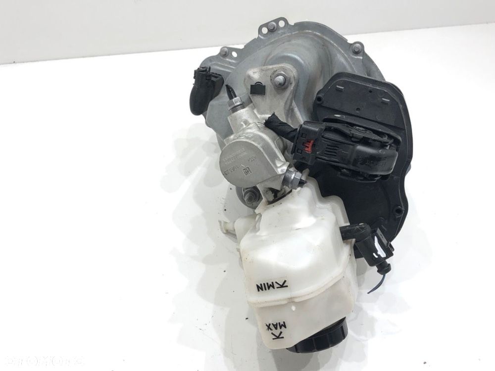 SERWO HAMULCOWE  SKODA OCTAVIA IV (NX3, NN3) 2020 - 2022 2.0 TDI 110 kW [150 KM] olej napędowy 2020 - 3