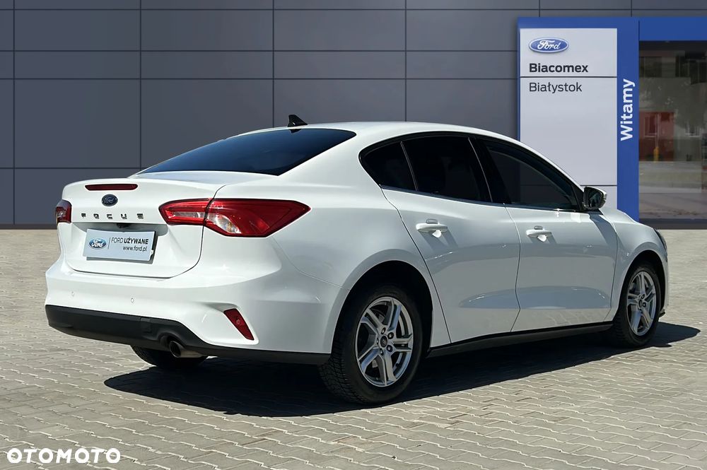 Ford Focus 1.0 EcoBoost Trend - 5