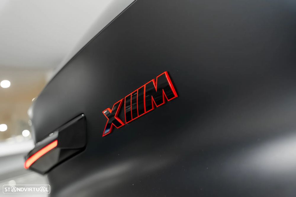 BMW XM Label Red - 14