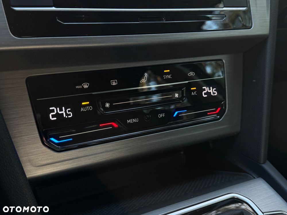 Volkswagen Passat 1.5 TSI EVO Essence DSG - 32