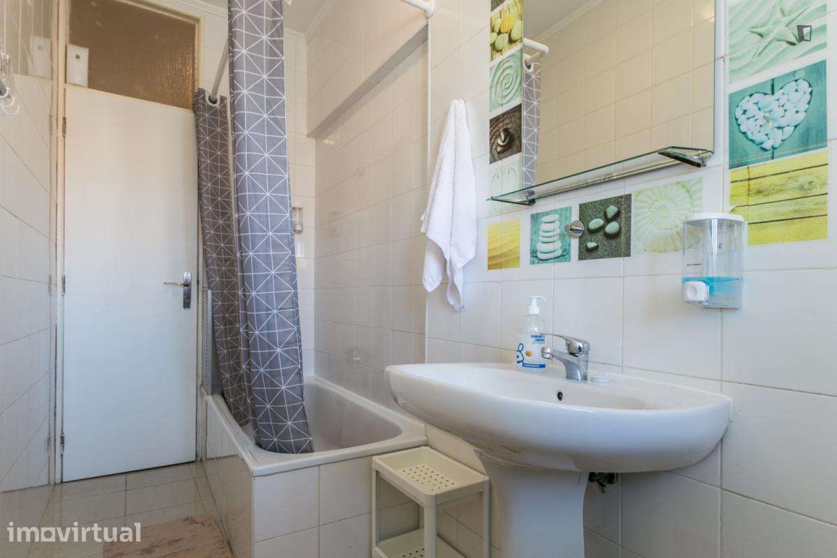 Quarto - localizado em Arroios Lisbon - Grande imagem: 4/14