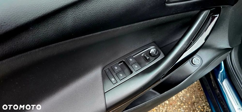 Opel Astra 1.4 Turbo Innovation - 27