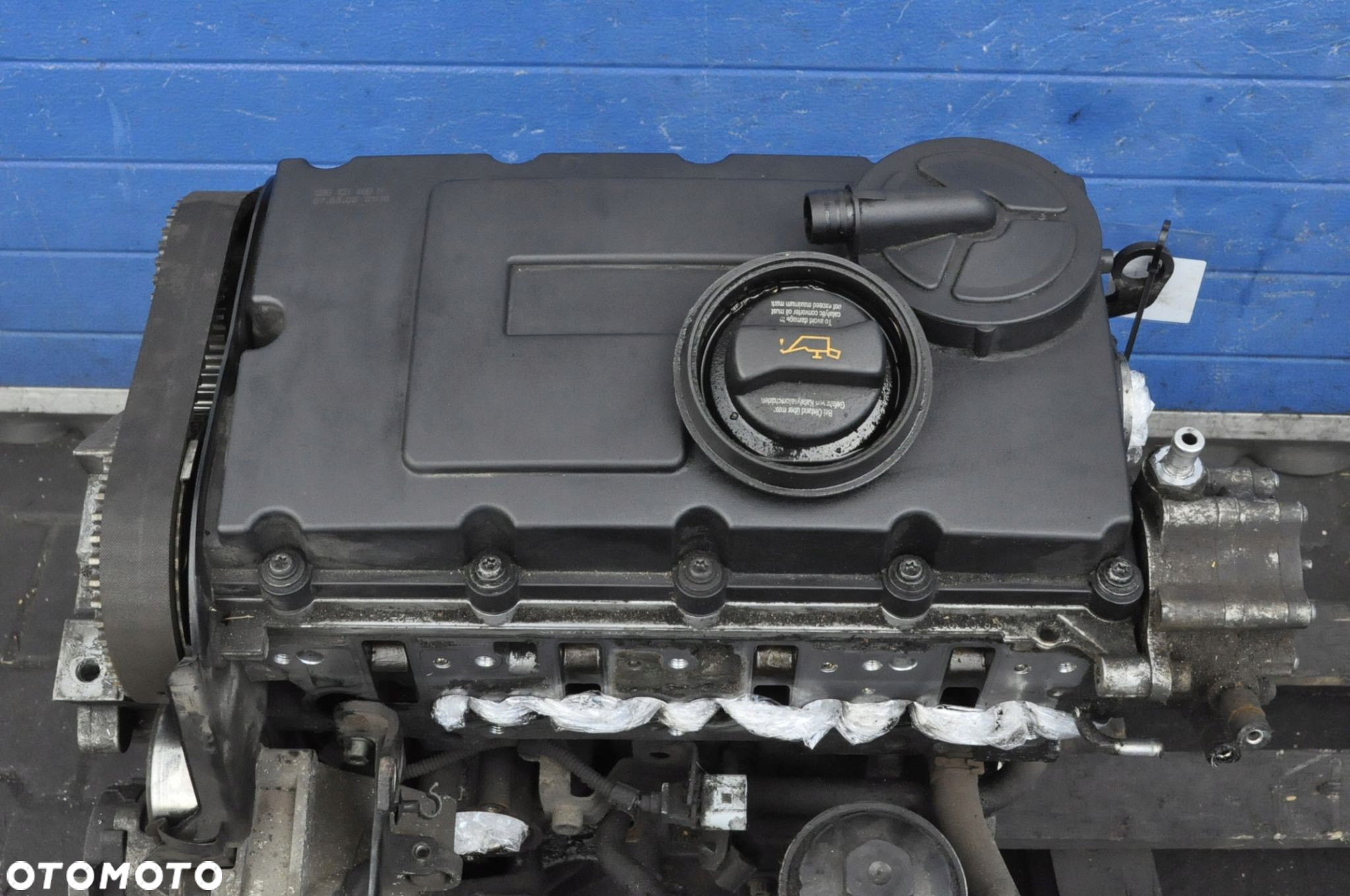 LEON II ALTEA GOLF V A3 8P TOURAN LANCER VIII 2.0DID  TDI 140KM SILNIK BKD - 2