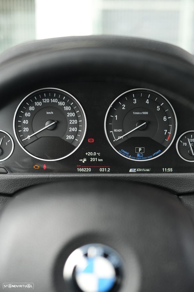 BMW 330 e iPerformance Line Luxury - 10