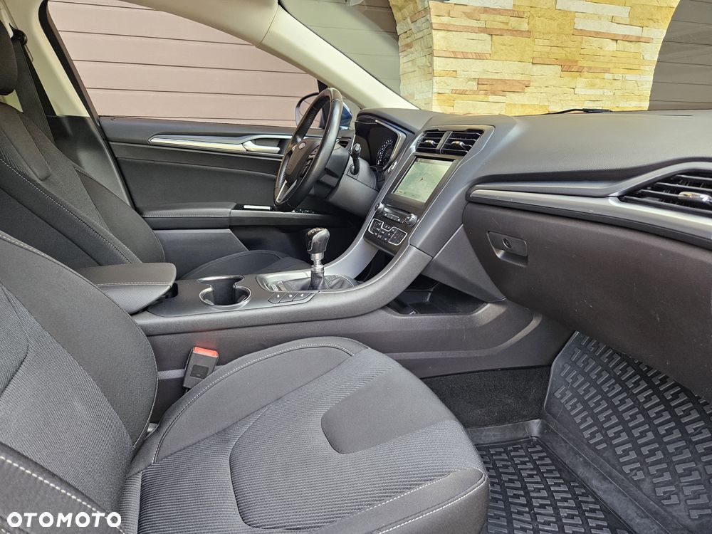 Ford Mondeo - 21
