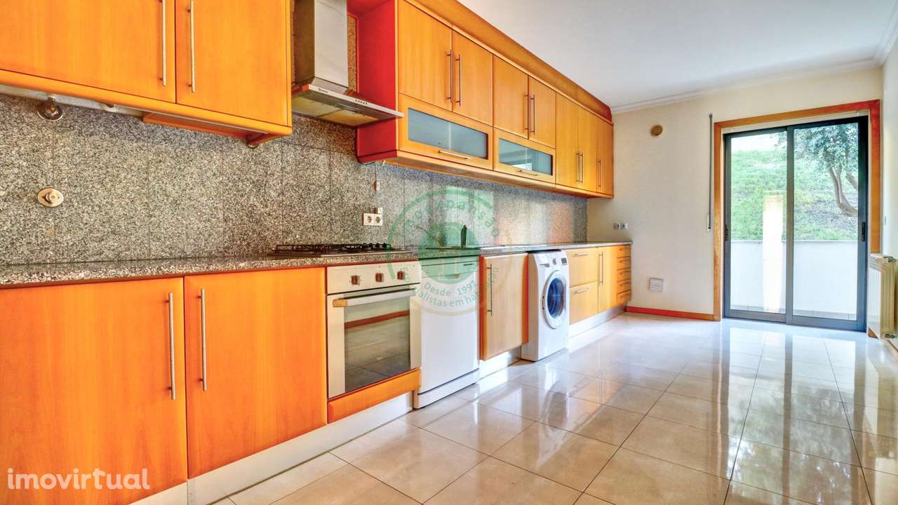 Apartamento T3 com 2 Garagens - Grande imagem: 3/24