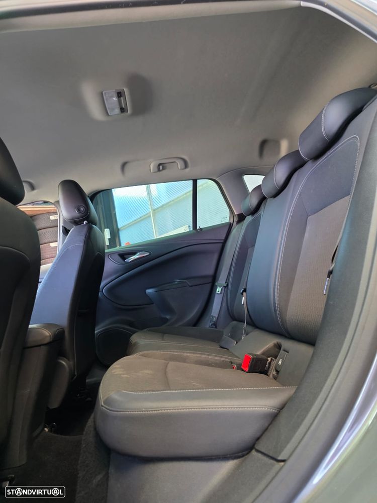 Opel Astra Sports Tourer 1.6 CDTI Innovation S/S - 11
