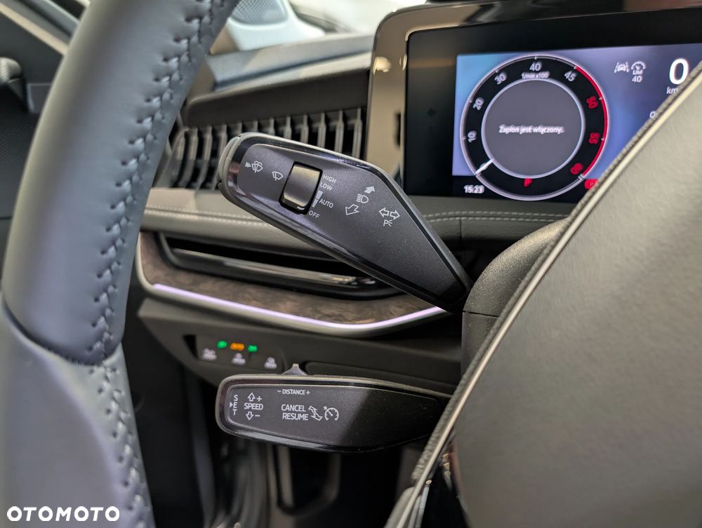 Skoda Superb 2.0 TSI L&K DSG - 8