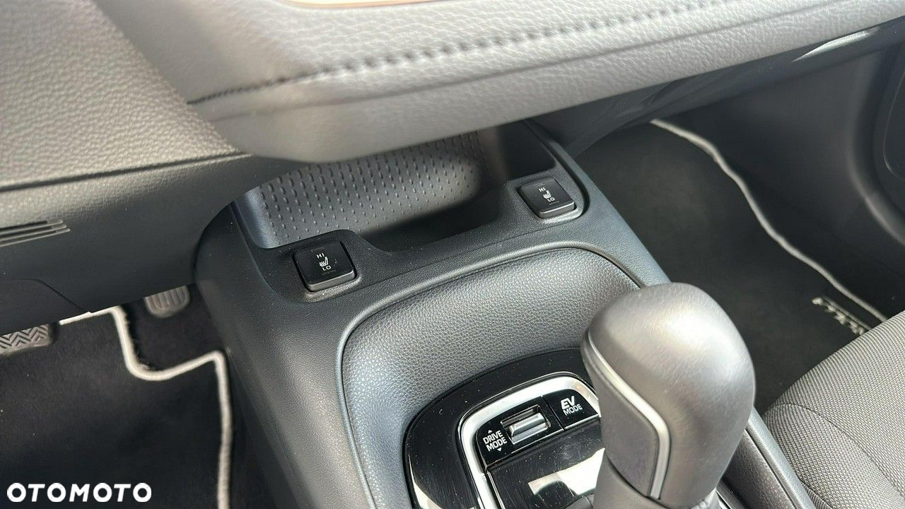 Toyota Corolla - 19