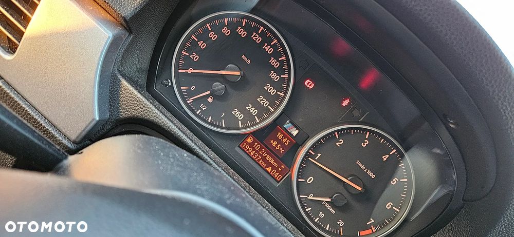 BMW Seria 3 320i - 8