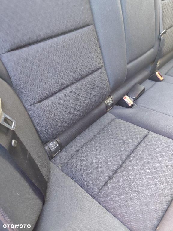 Mercedes-Benz Klasa E - 19