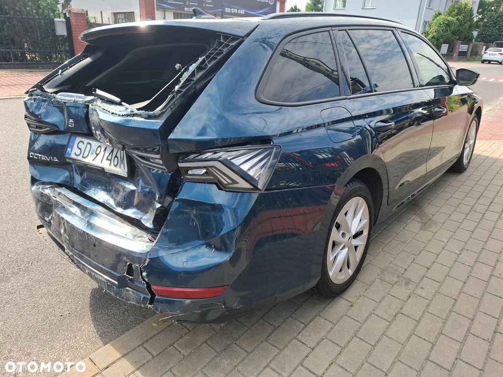 Skoda Octavia 1.5 TSI e-Tec Sportline DSG - 4