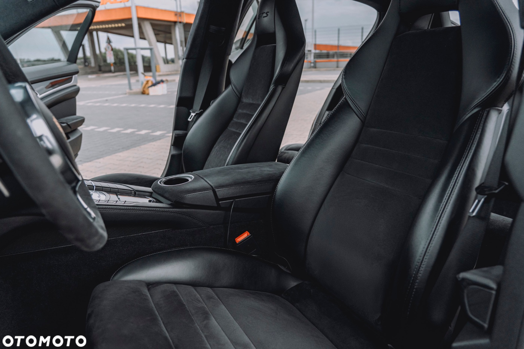 Porsche Panamera GTS - 22