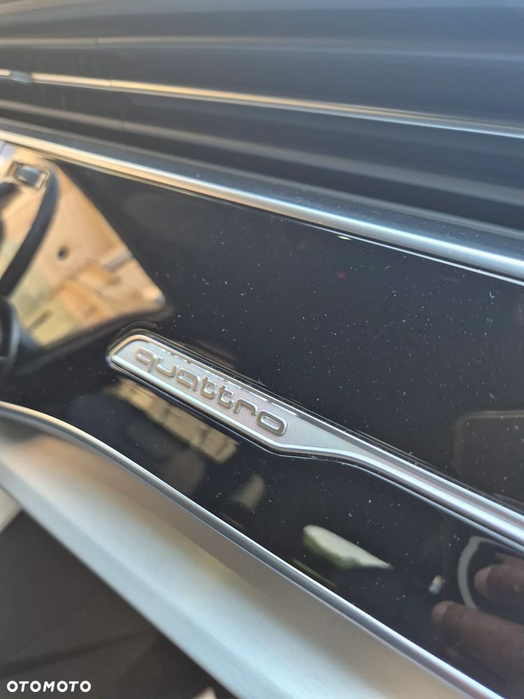 Audi Q7 - 30