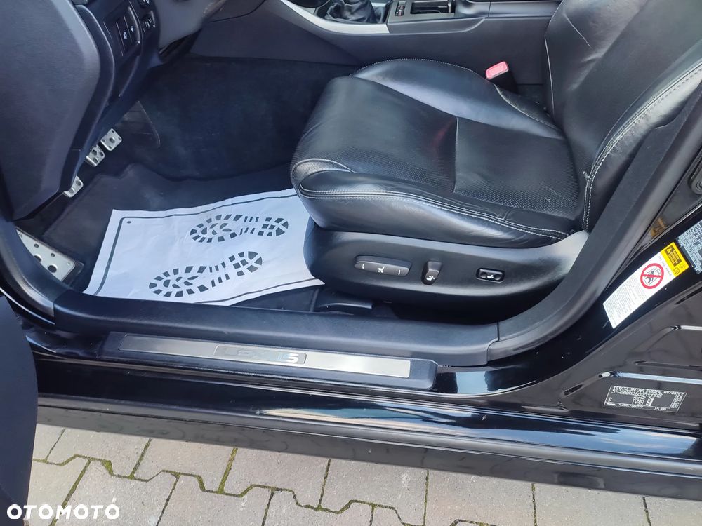 Lexus IS 220 D Comfort - 17