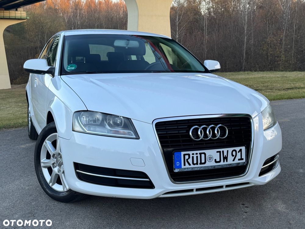 Audi A3 Sportback - 2