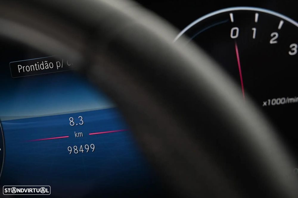 Mercedes-Benz C 300 e AMG Line - 27