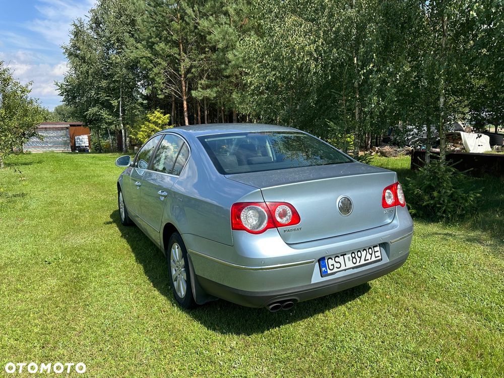 Volkswagen Passat 2.0 TDI DPF Comfortline - 5