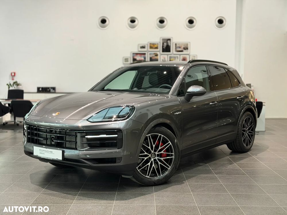 Porsche Cayenne S E-Hybrid - 1