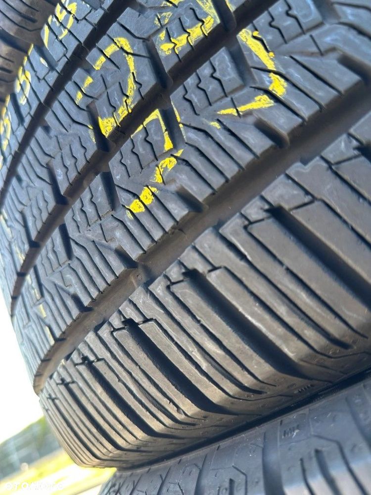 255/55r18C Continental VanCamper 4S_7,4mm_4szt_(39) - 7