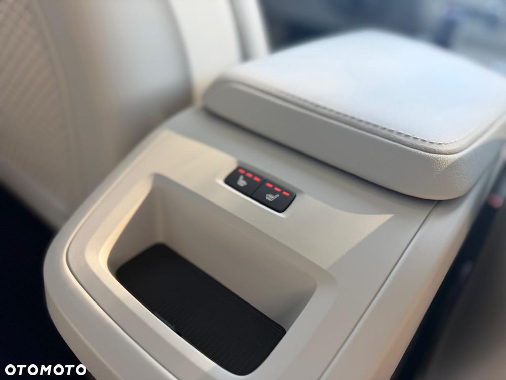 Volvo V60 B4 D Geartronic RDesign - 25