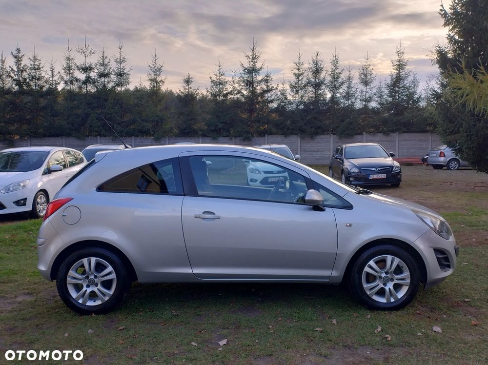 Opel Corsa 1.2 16V Color Edition - 10