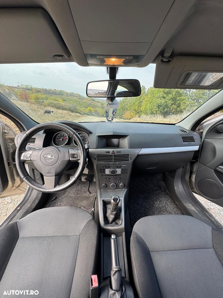 Opel Astra - 4