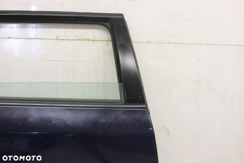 VW PASSAT B6 KOMBI 05R- DRZWI PRAWE TYLNE PRAWY TYŁ LA5E - 4