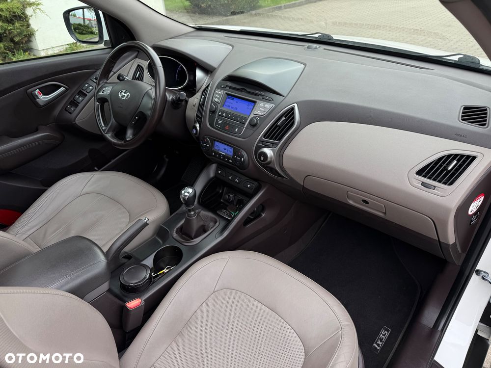 Hyundai ix35 1.6 2WD Fifa World Cup Edition - 7