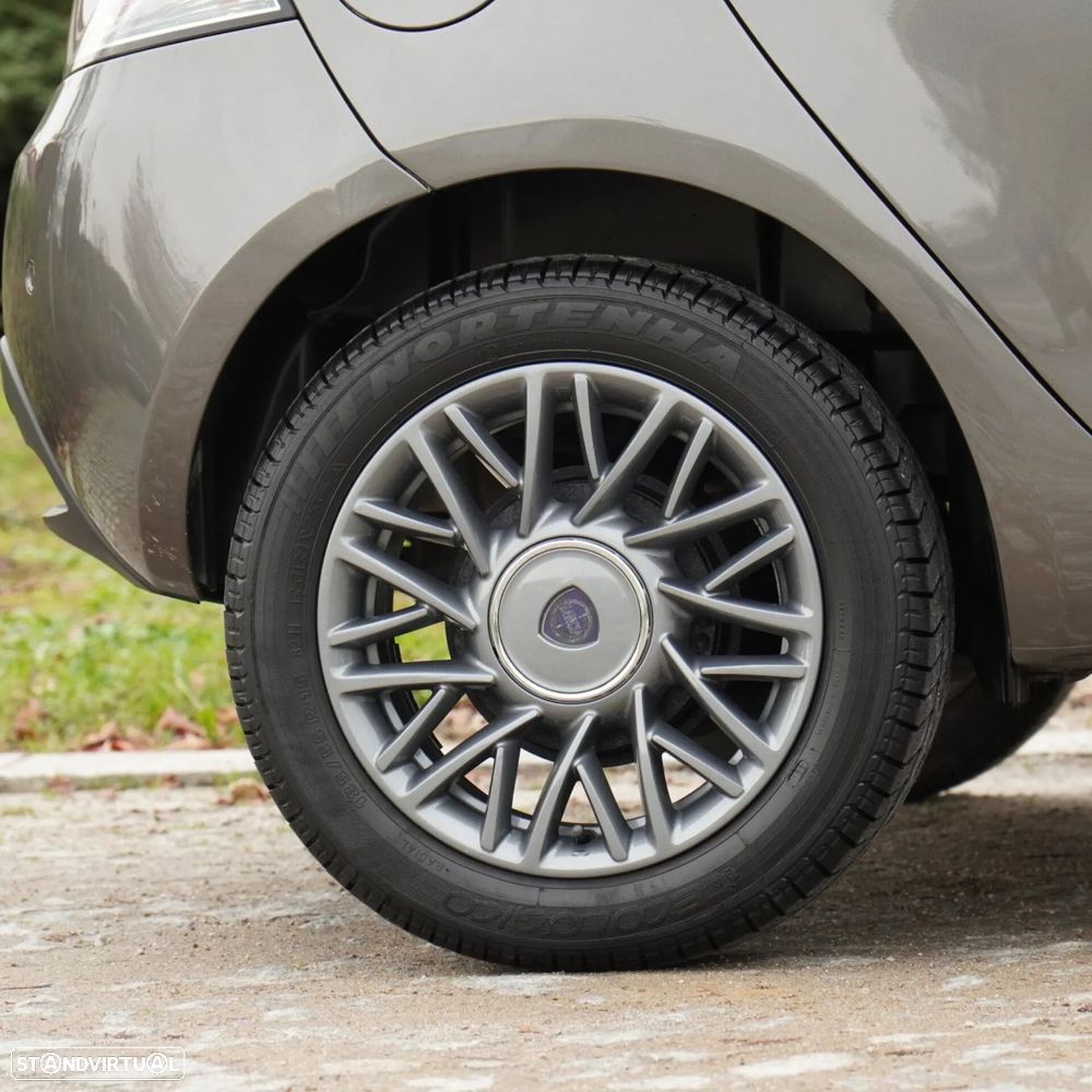 Lancia Ypsilon 1.2 Oro S&S - 39