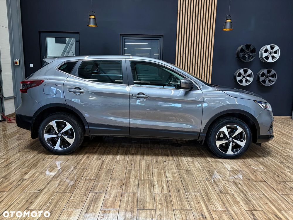 Nissan Qashqai 1.3 DIG-T N-Connecta - 6