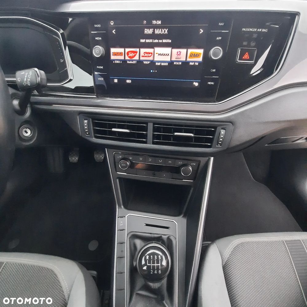 Volkswagen Polo 1.0 TSI Highline - 35
