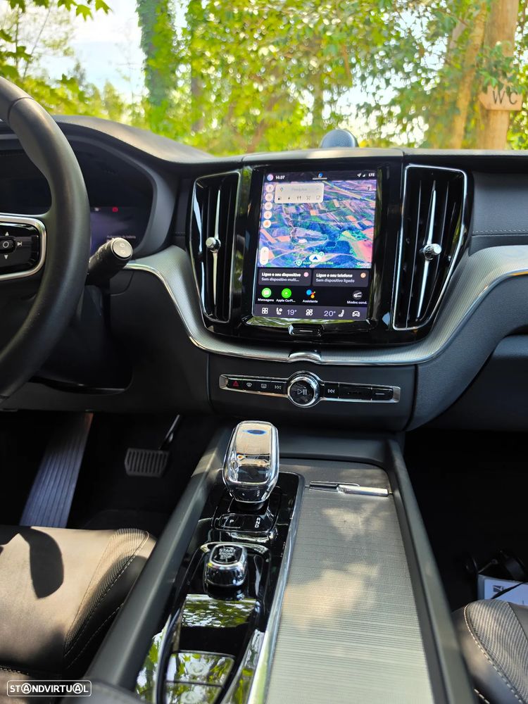 Volvo XC 60 T8 AWD Polestar Engineered - 23