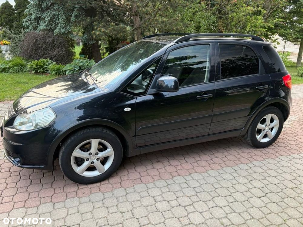 Suzuki SX4 1.6 GS / Premium - 12