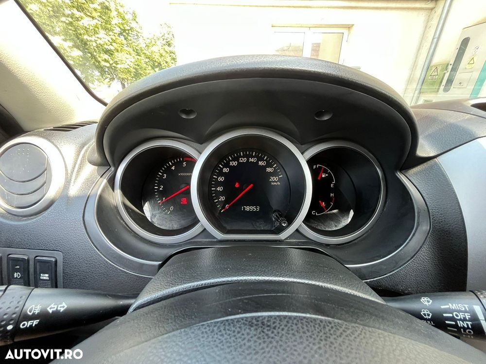 Suzuki Grand Vitara 1.9 DDIS JLX Navi - 3