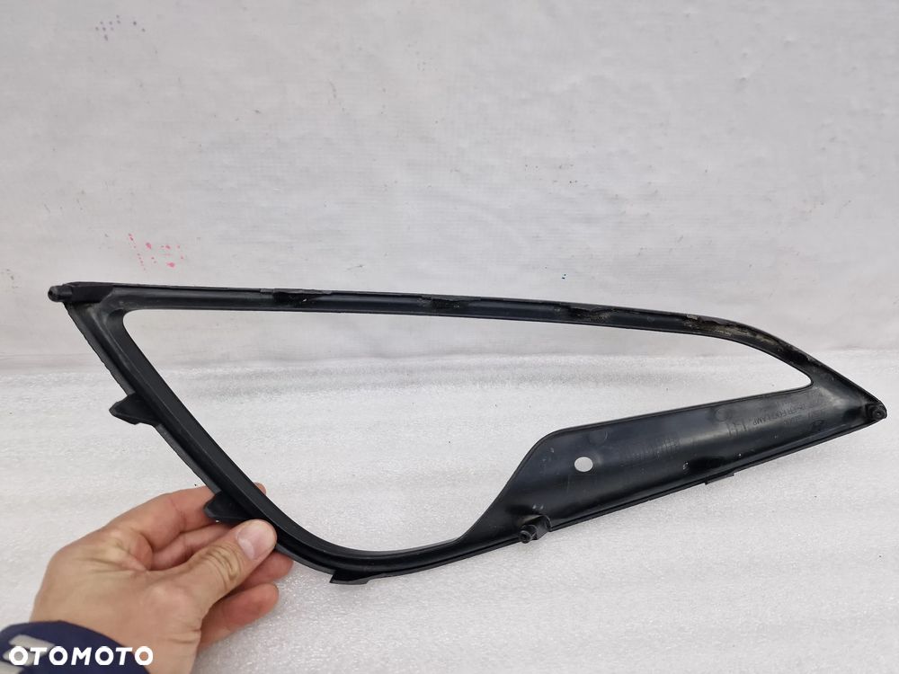 HYUNDAI I40 11- LEWA KRATKA BOCZNA ZDERZAKA PRZEDNIEGO PRZÓD W POŁYSKU , NR 86527-3Z000 , NR AUKCJI A/49 - 4