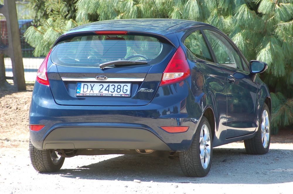 Ford Fiesta 1.25 Titanium - 24