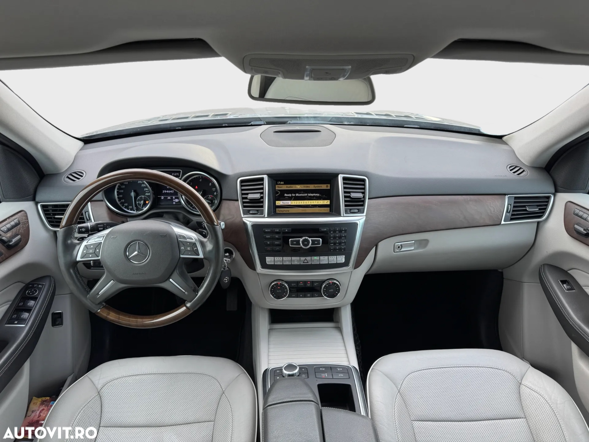 Mercedes-Benz ML 350 BlueTEC 4MATIC 7G-TRONIC - 7